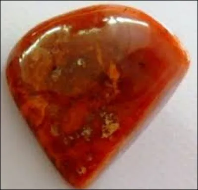 Créateurs, comptez sur les joueurs pour noter généreusement les quiz. Ils utilisent tous la calcédoine rouge. Pourquoi ?