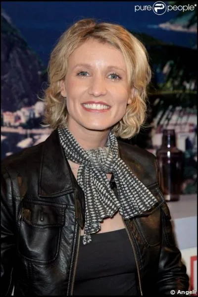 Dans quelle srie tlvise joue Alexandra Lamy ?