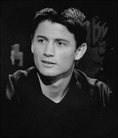 Quel sport pratique James Lafferty ?