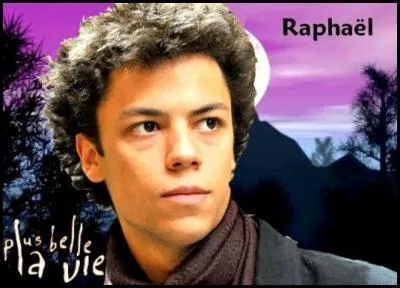 Raphal a t victime d'une dception amoureuse ! Mais avec qui?