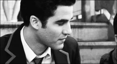 Quelle est la premire chanson chante par Blaine :