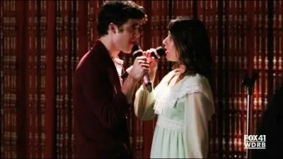Quelle chanson chantent Rachel et Blaine lors de la soire arrose de Rachel ?