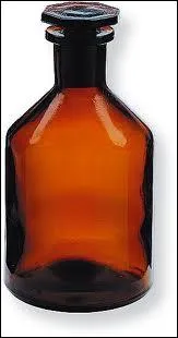 Laquelle de ces plantes n'est pas connue pour ses vertus mdicinales ?