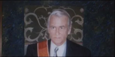 Comment se nomme cet Ambassadeur Suisse en Belgique ?