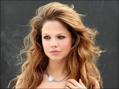 Quel personnage est jou par Tammin Sursok ?