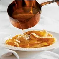 Quel est l'alcool avec lequel la crpe suzette est flambe ?