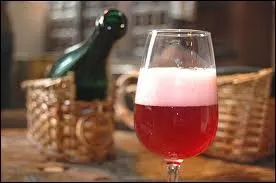 La bire belge  Kriek  est fabrique en ... et fermente avec des cerises.
