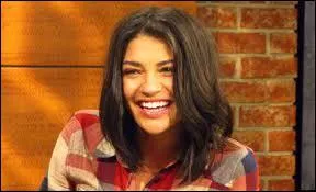 Qui joue le rle de Vanessa Abrams ?