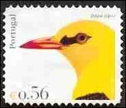 Quel est cet oiseau, visible sur ce timbre du Portugal, devant son nom  son plumage jaune ?
