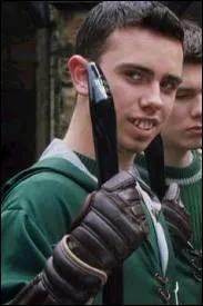 Quel poste occupe Marcus Flint dans l'quipe de Serpentard ?