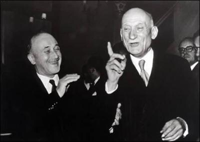 Le premier traité d'union économique signé en 1951 entre 6 états européens s'appelle: (photo :Jean Monnet et Robert Schuman, les deux initiateurs de ce projet)