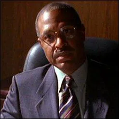 Je suis le directeur adjoint Alvin Kersh dans la srie  X-files , dans  Grey's Anatomy  je suis ...