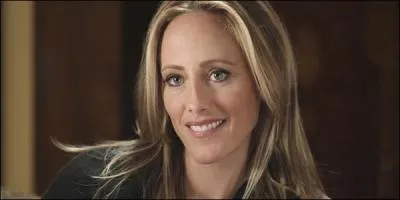 Comment s'appelle son 'mari' ?