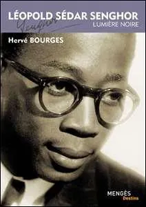 En 1934, il fonde le journal   L'Etudiant noir  avec des tudiants, dont Lopold Sdar Senghor et Bigaro Diop, tous deux :