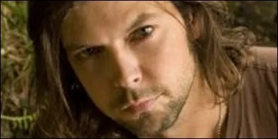 Cet acteur a joué dans de nombreuses séries tels que, "Supernatural", "Dead like me", et "L Word". Quel est son nom ?