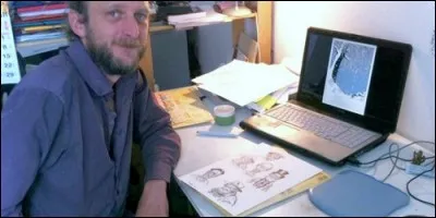 C'est un scénariste et dessinateur de bande dessinée français. Quel est son nom ?