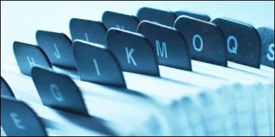 Le nom pour le verbe "classer" est :