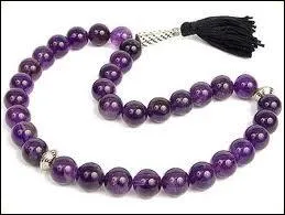 Chat +   ter la peau d'un fruit ou d'un lgume  :