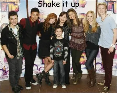 Comment s'appelle la troupe de danseurs ?