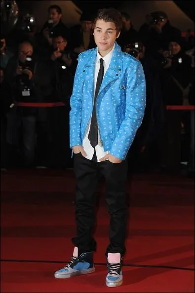 Quand Justin Bieber est all au Nrj Music Awards, est -ce que c'tait la premire fois qu'il allait  Cannes ?