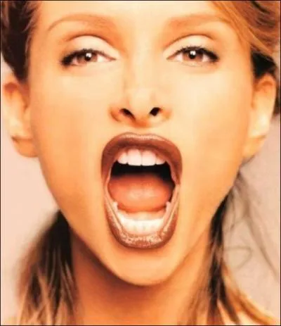 (Ally McBeal) Dans quel endroit les personnages de la srie ont-ils la fcheuse tendance  se lcher et  danser comme des fous, gnralement sur une chanson de Barry White ?