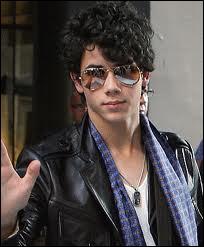 Avec qui Nick Jonas n'est-il pas sorti ?