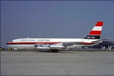 Il fut un prcurseur dans la mesure o il fut produit massivement et qu'il inaugura la srie des 7x7 de l'avionneur de Seattle.