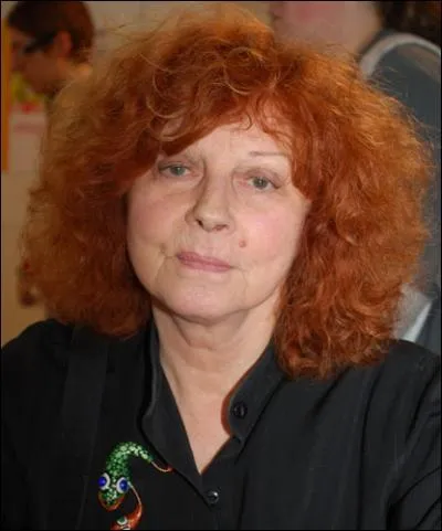 De quelle couleur était la BICYCLETTE de Régine Deforges ?