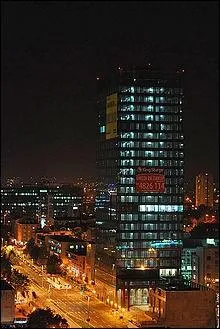 Eurotower de Zagreb. Elle sert de bourse au pays de Zagreb. Question : En Allemagne, o se trouve la bourse ?
