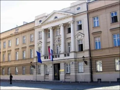 Le pays de Zagreb est une rpublique, je vous prsente donc le Palais...