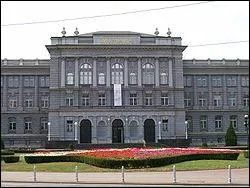 Le muse Mirama de Zagreb, est un muse consacr  l'art en gnral. Parmi ces trois propositions, retrouvez le champ lexical du mot muse.