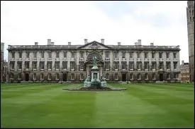 Dans quelle ville universitaire d'Angleterre; les tudiants ont manifest hier contre la venue de Dominique Strauss-Kahn pour une confrence ?
