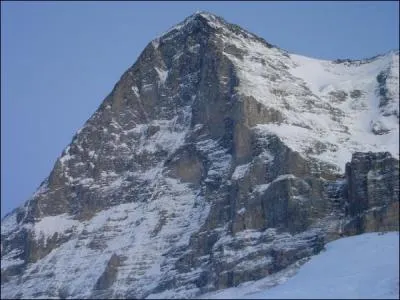 Cette montagne s'appelle