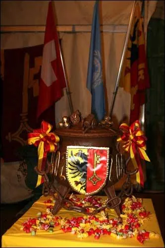 Comment s'appelle la fte qui se droule  Genve et durant laquelle on confectionne des marmites en chocolat remplies de friandises ?