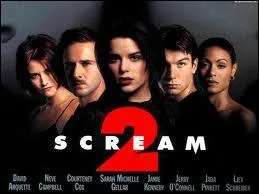 Comment s'appelle le petit ami de Sydney dans  Scream 2  ?