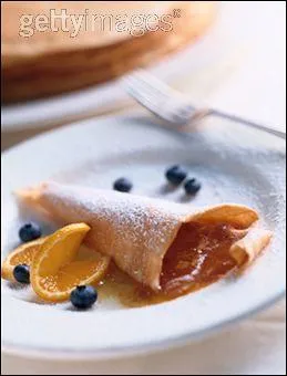 'Suzette' , c'est une crpe garnie de :