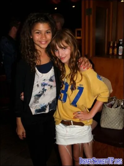 Commet s'appelle les deux meilleures amies de  Shake it Up   ?