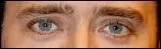  qui sont ces yeux ?