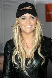 Quel est le nom de ce mannequin ?