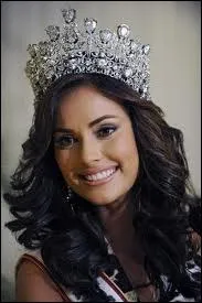 Quel est le nom de ce mannequin ?