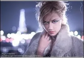 Quel est le nom de ce mannequin ?