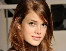 Quel est le nom de ce mannequin ?