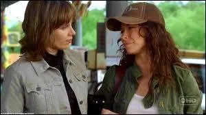  Left behind  : Qui rencontre Kate dans son flashback ?