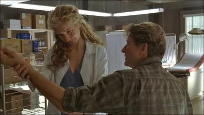  One of us  : Avec qui tait Juliet avant que l'avion ne s'crase ?