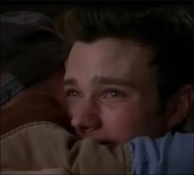 Dans l'pisode  Michael , pour quelle raison Burt lui dit-il tre fier de lui ?