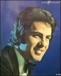 Il tait en ce temps-l un jeune homme brun, futur gniteur d'Ophlie Winter, le nerlandais David-Alexandre Winter qui, dans sa chanson  l'immense succs, rconfortait l'aristocrate... ?