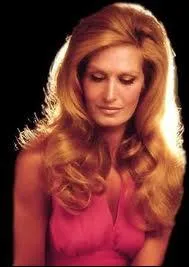 Dalida, dans le courant babacool de l'poque, qualifiait d'enfant de la consommation et de kitsch un certain ?