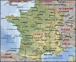 Qu'est-ce qui s'allonge entre le Massif Central et les Alpes ?