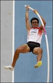 Le saut  la perche fait-il partie du dcathlon ?