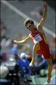 Le saut en longueur fait-il partie du dcathlon ?